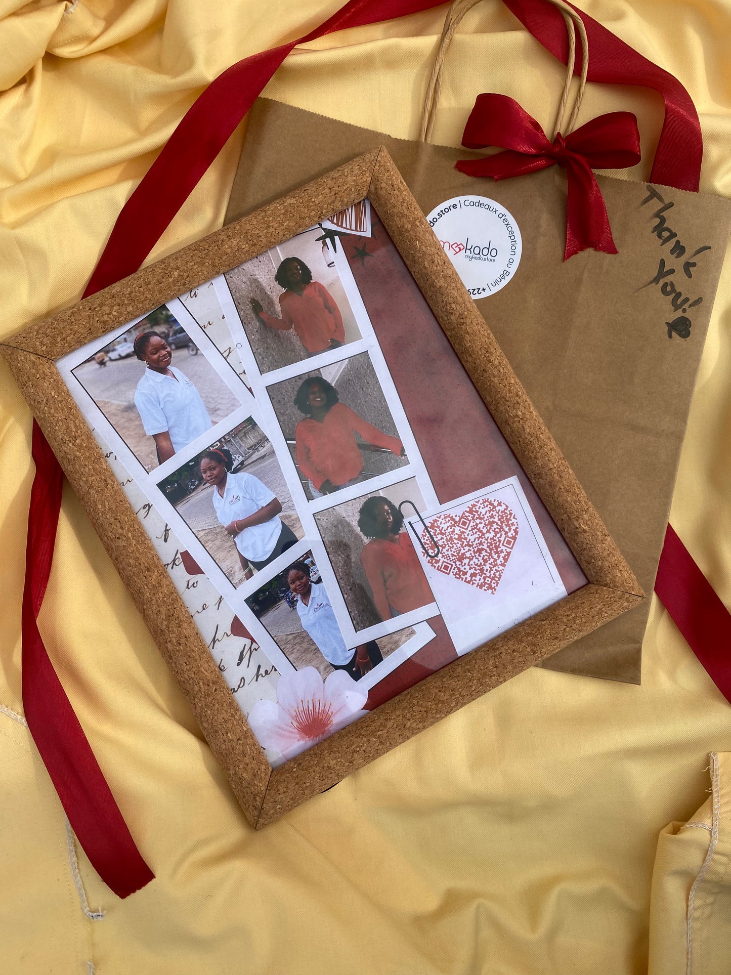 Cadre Photo Personnalisé avec Code QR & Site Web Dédié